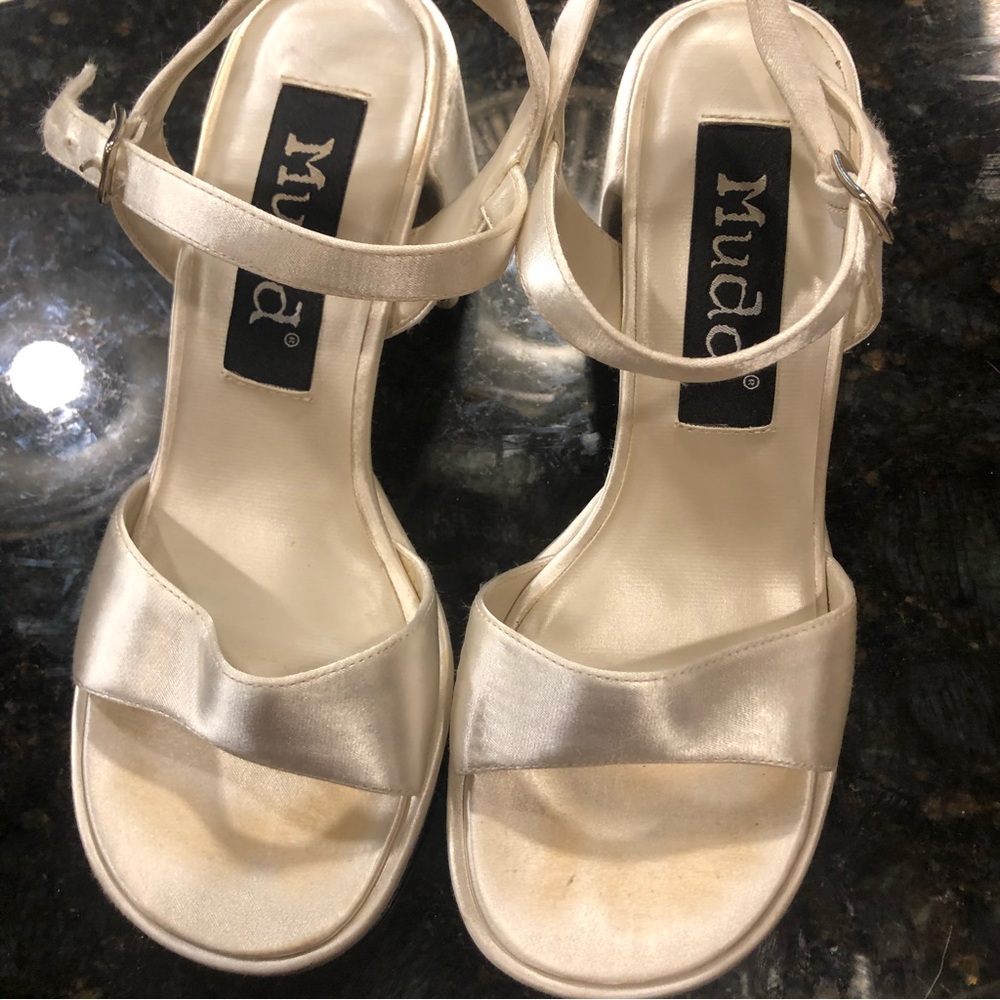 Y2k vintage vtg mudd chunky sandal Heels size 7